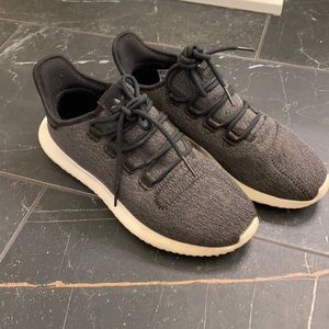 Adidas Tubular sneakers